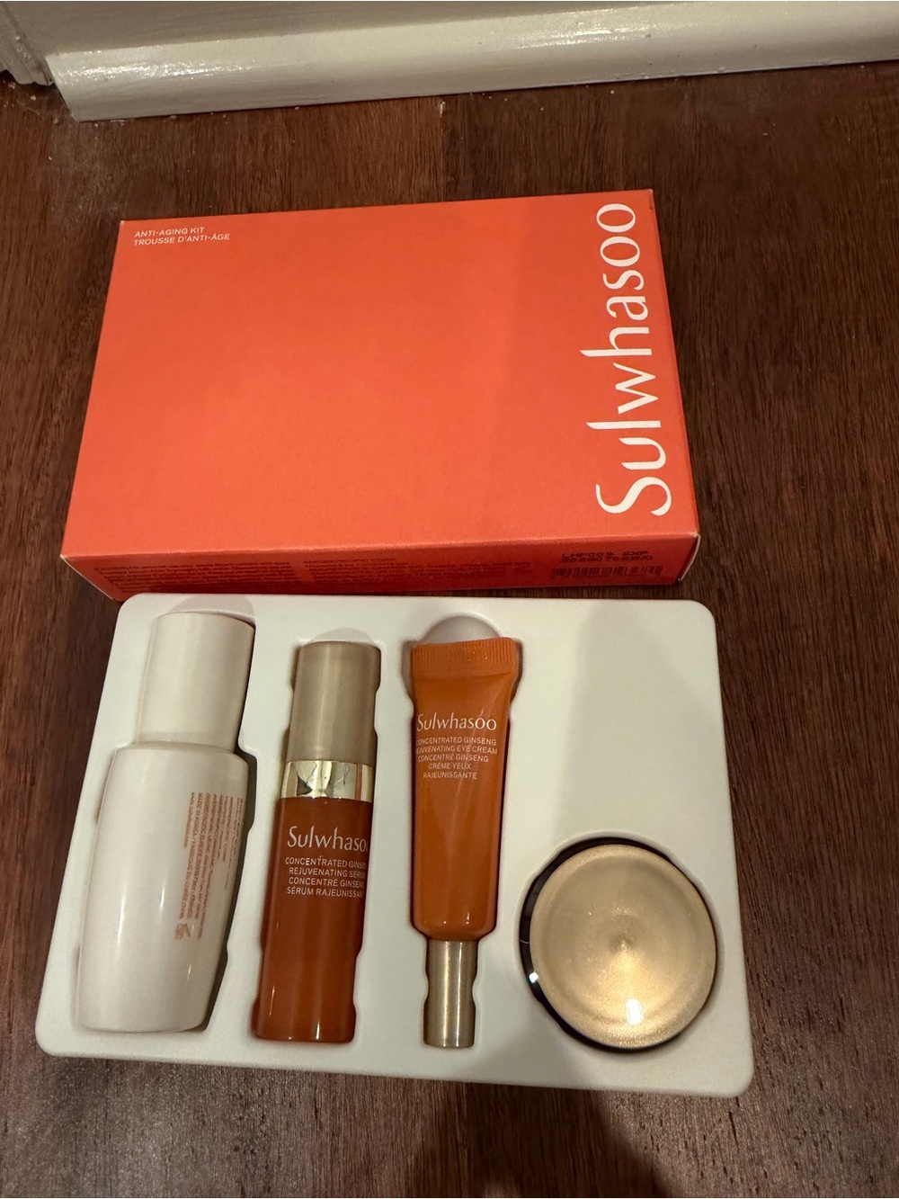 Sulwhasoo Concentrated Ginseng Renewing Kit - Orange